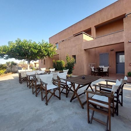 Petradi Aparthotel Livadi  Exterior foto