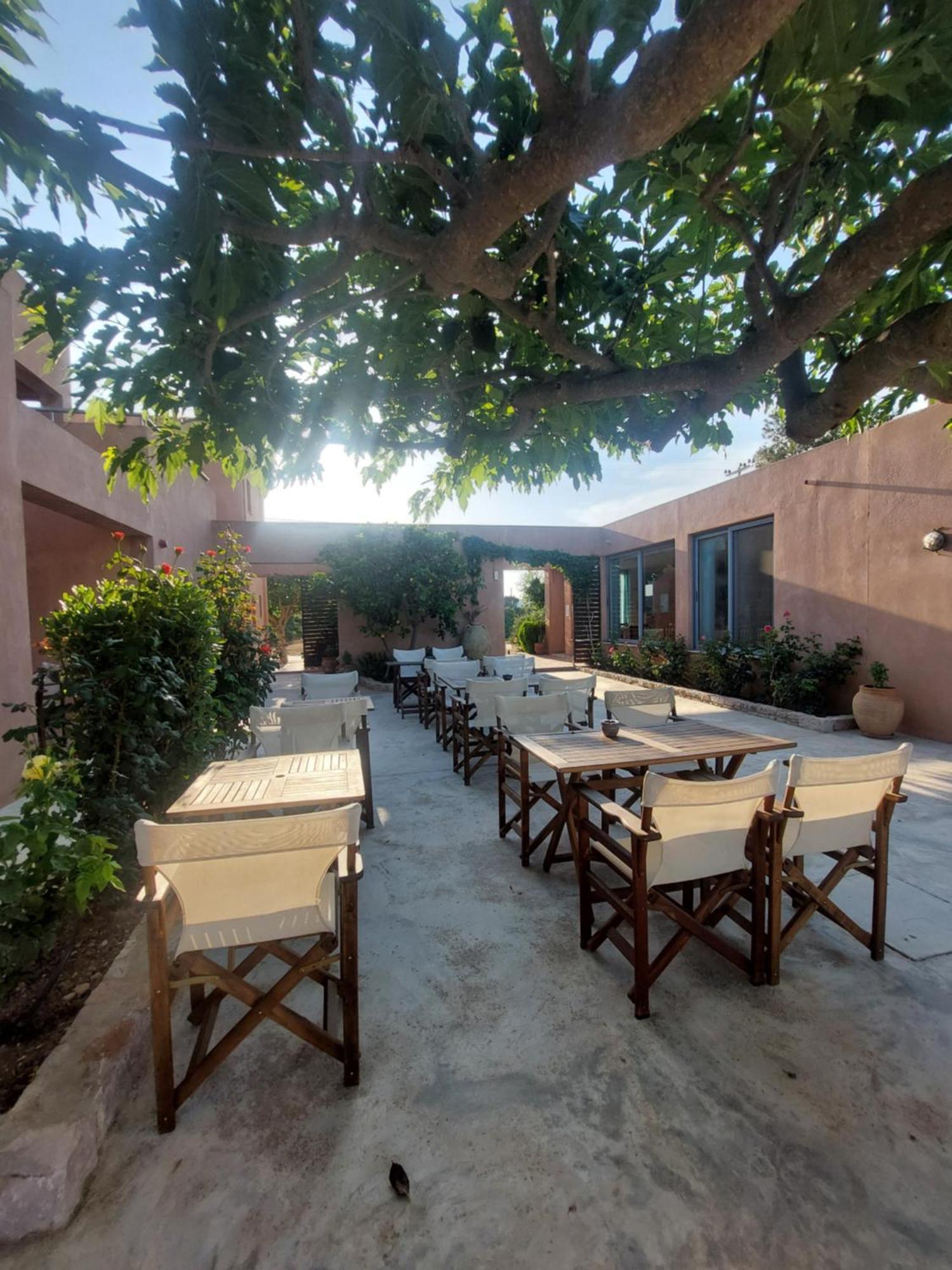 Petradi Aparthotel Livadi  Exterior foto