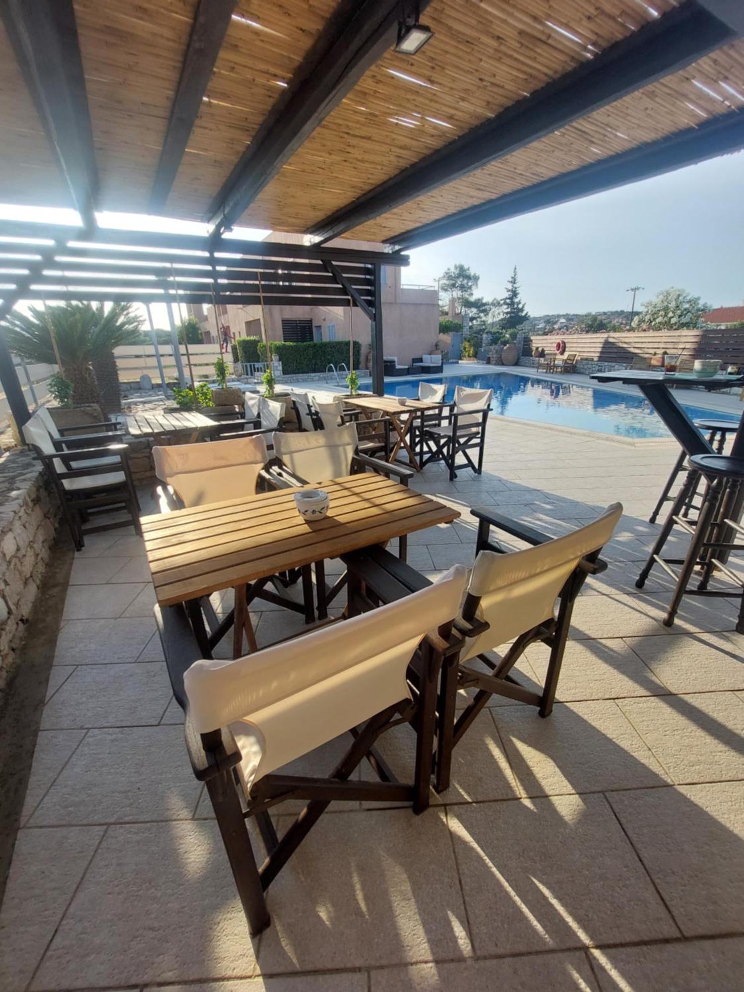 Petradi Aparthotel Livadi  Exterior foto