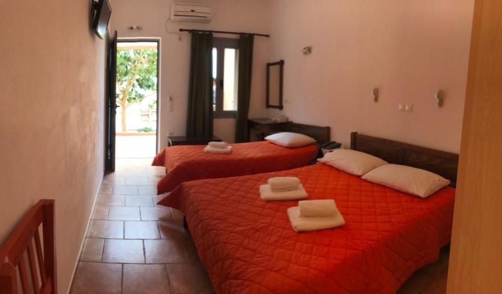 Petradi Aparthotel Livadi  Exterior foto