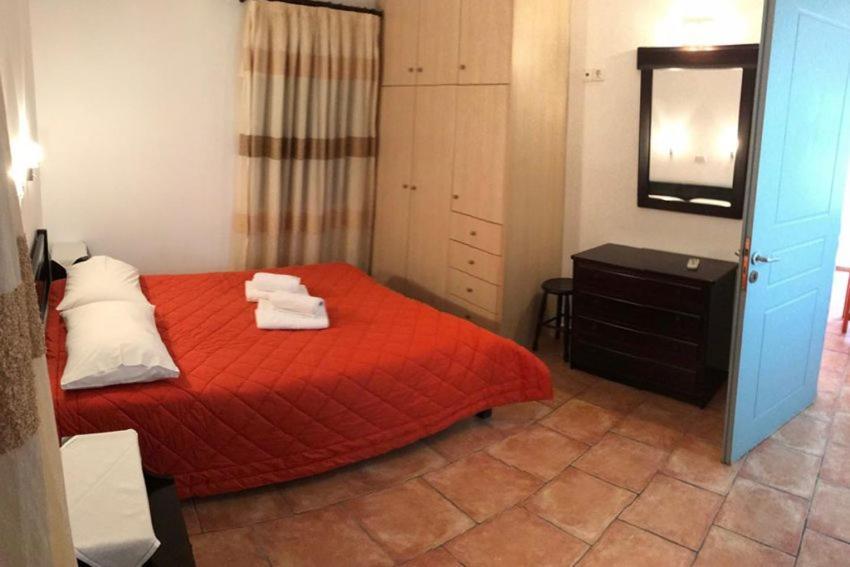Petradi Aparthotel Livadi  Exterior foto